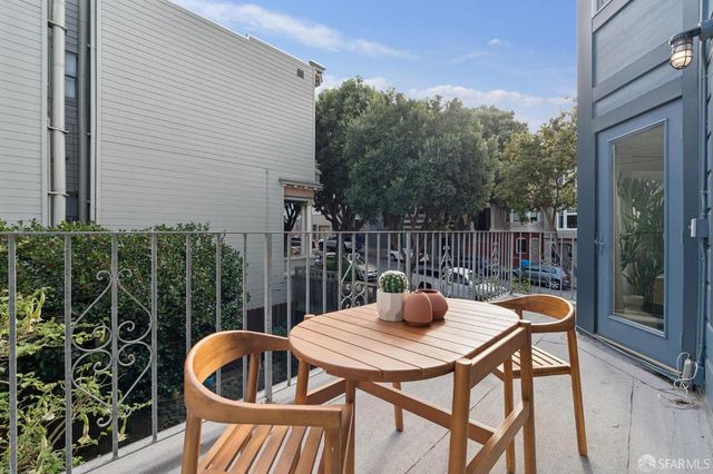1180 Broderick Street 202, San Francisco, CA 94115