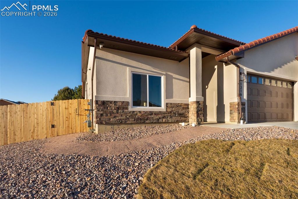 1316 Tierra Berienda NA, Pueblo, CO 81008 — photo 4