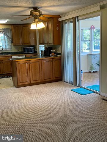 175 BLACKWELL RD, Colonial Beach, VA 22443