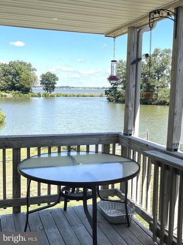 175 BLACKWELL RD, Colonial Beach, VA 22443