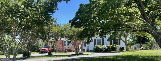 175 BLACKWELL RD, Colonial Beach, VA 22443