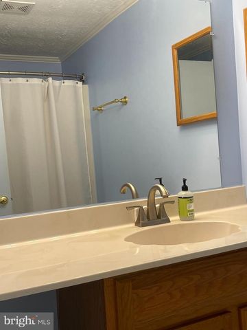 175 BLACKWELL RD, Colonial Beach, VA 22443