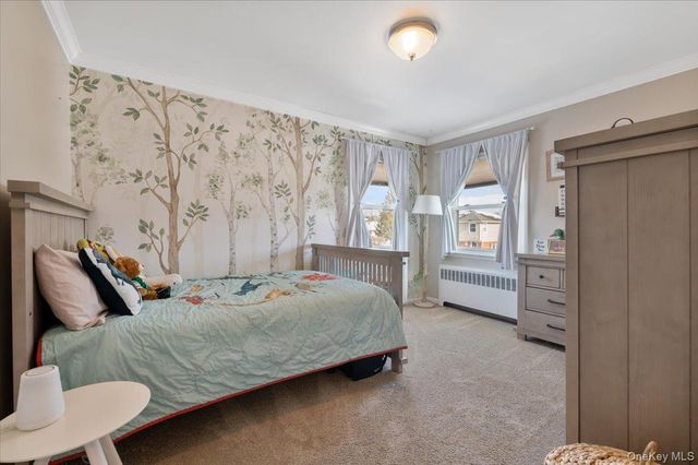 46 Lincoln Street, Farmingdale, NY 11735