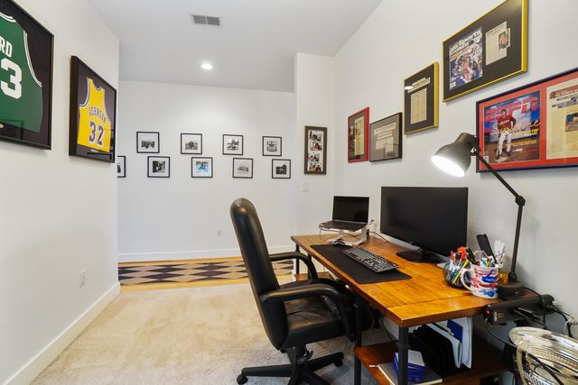 1 Roebling Way, 504, Covington, KY 41011