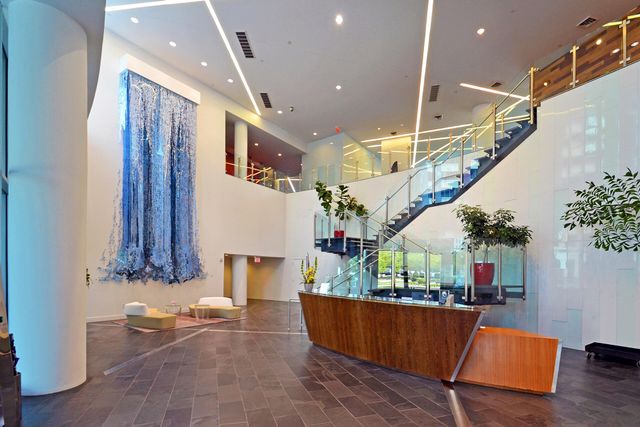 1 Roebling Way, 504, Covington, KY 41011