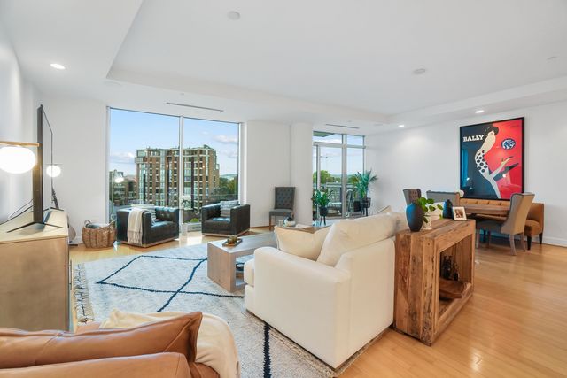 1 Roebling Way, 504, Covington, KY 41011