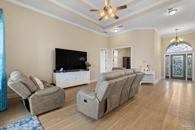 1921 Costa Verde Ct, Navarre, FL 32566