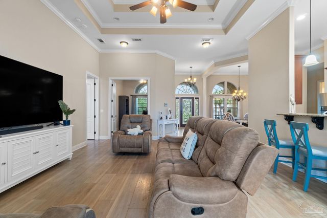 1921 Costa Verde Ct, Navarre, FL 32566