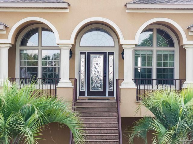 1921 Costa Verde Ct, Navarre, FL 32566