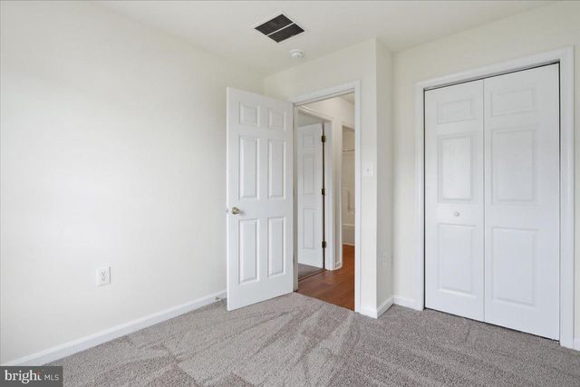32 MABEL LN, Martinsburg, WV 25404
