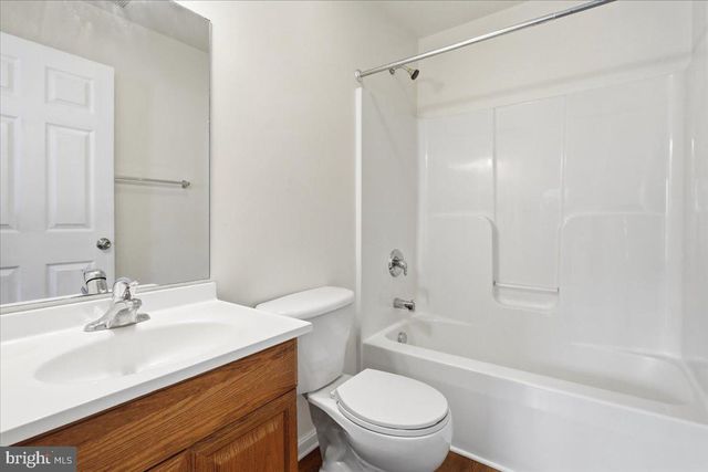 32 MABEL LN, Martinsburg, WV 25404
