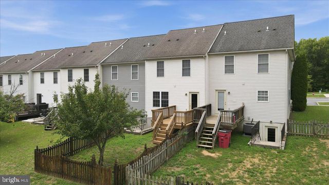 32 MABEL LN, Martinsburg, WV 25404