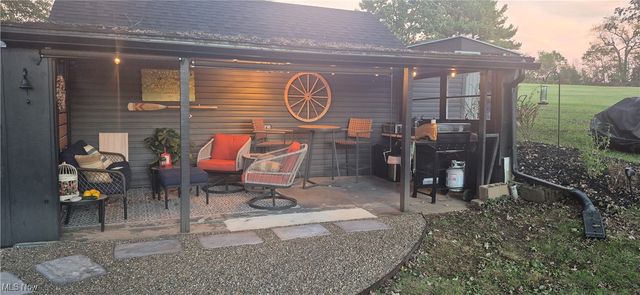 6350 Highton Street SW, Navarre, OH 44662