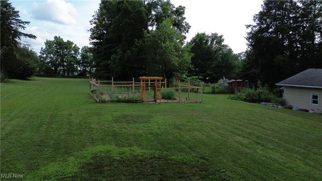 6350 Highton Street SW, Navarre, OH 44662