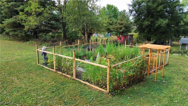 6350 Highton Street SW, Navarre, OH 44662