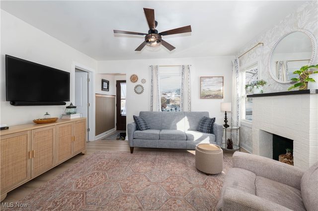 6350 Highton Street SW, Navarre, OH 44662