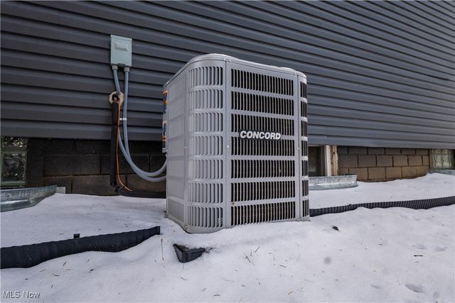 6350 Highton Street SW, Navarre, OH 44662