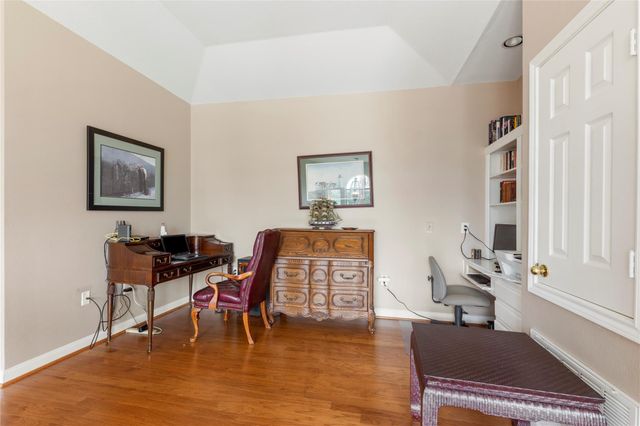 457 Mariners Drive, Kemah, TX 77565