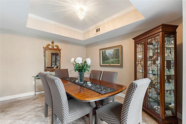 457 Mariners Drive, Kemah, TX 77565