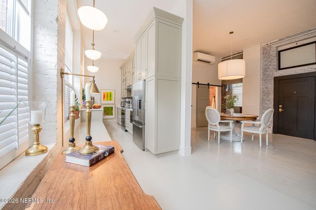 1951 N MARKET Street 1, Jacksonville, FL 32206