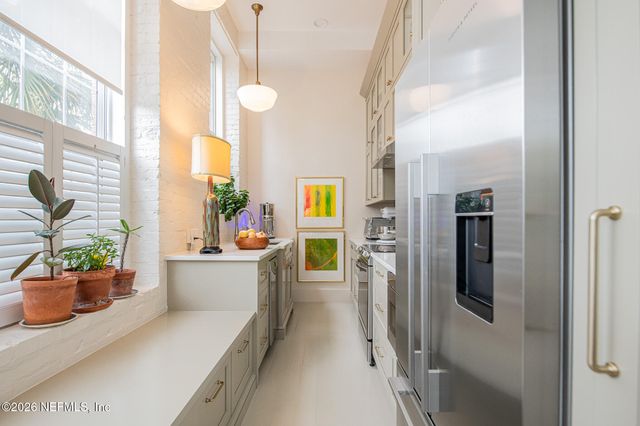 1951 N MARKET Street 1, Jacksonville, FL 32206