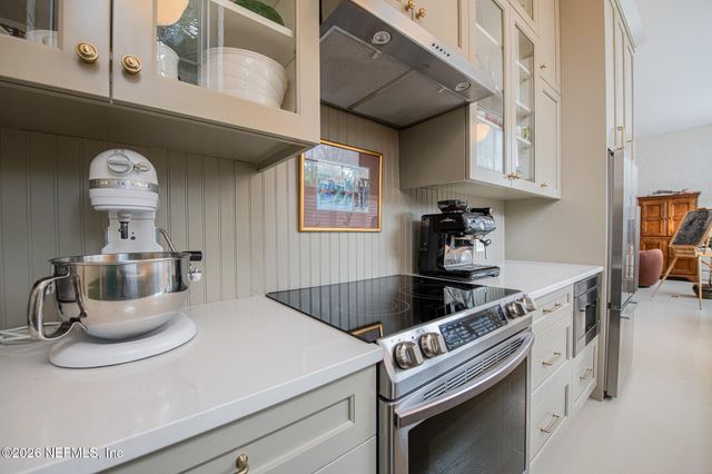 1951 N MARKET Street 1, Jacksonville, FL 32206