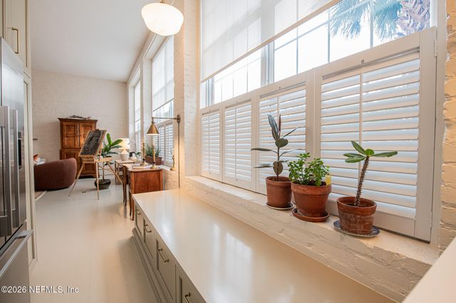 1951 N MARKET Street 1, Jacksonville, FL 32206