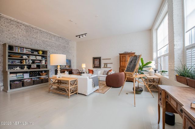 1951 N MARKET Street 1, Jacksonville, FL 32206