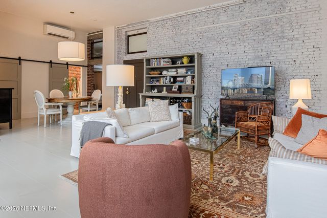 1951 N MARKET Street 1, Jacksonville, FL 32206