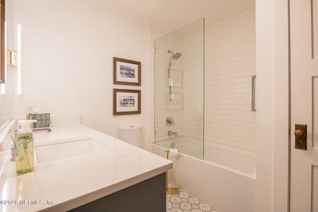 1951 N MARKET Street 1, Jacksonville, FL 32206