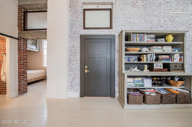 1951 N MARKET Street 1, Jacksonville, FL 32206