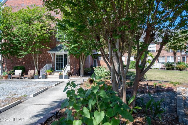 1951 N MARKET Street 1, Jacksonville, FL 32206