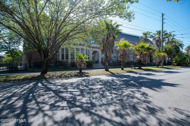 1951 N MARKET Street 1, Jacksonville, FL 32206