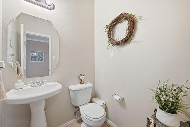 6016 Goldenrod Drive, Denton, TX 76208