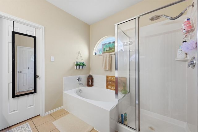 6016 Goldenrod Drive, Denton, TX 76208