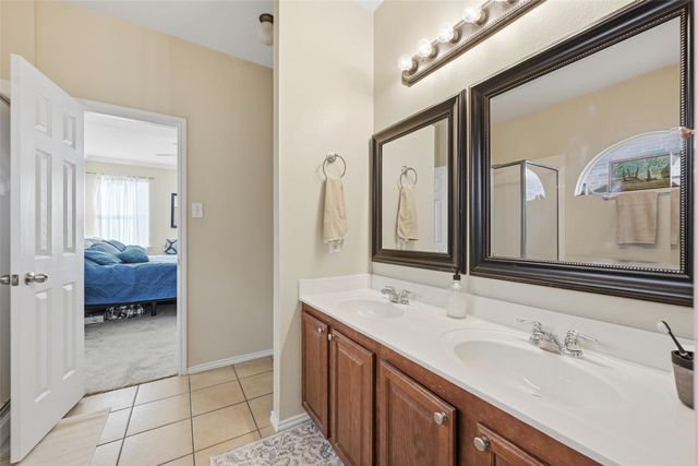 6016 Goldenrod Drive, Denton, TX 76208