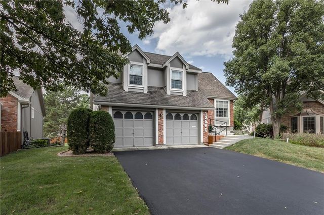 12560 W 82nd Terrace, Lenexa, KS 66215