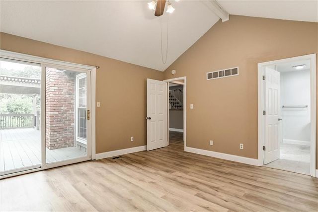 12560 W 82nd Terrace, Lenexa, KS 66215