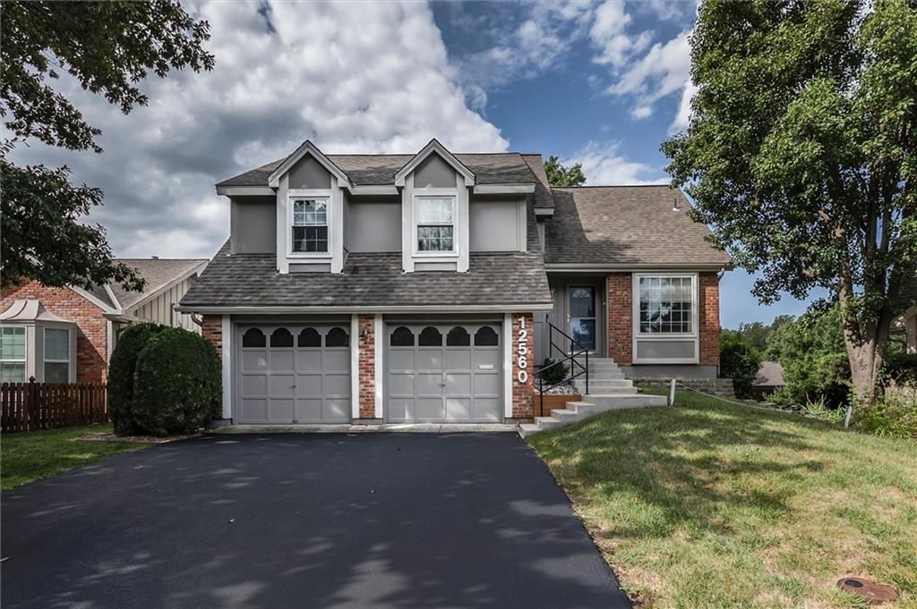 12560 W 82nd Terrace, Lenexa, KS 66215