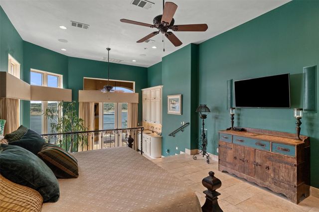 111 Sailfish ST, Austin, TX 78734