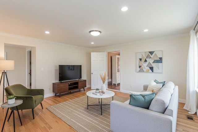 7242 Pecan Street, Frisco, TX 75034