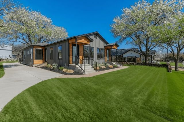 7242 Pecan Street, Frisco, TX 75034