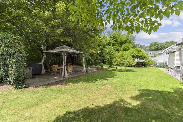 96 Loring Ave, Winchester, MA 01890