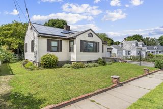 96 Loring Ave, Winchester, MA 01890