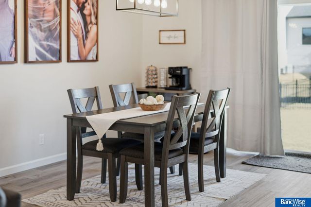 1116 Kantor Lane, Hickman, NE 68372