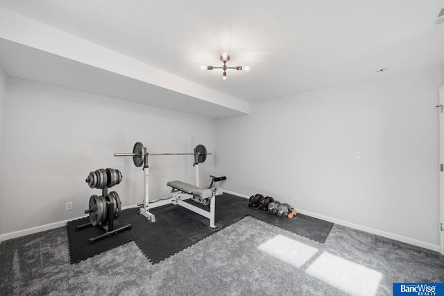 1116 Kantor Lane, Hickman, NE 68372