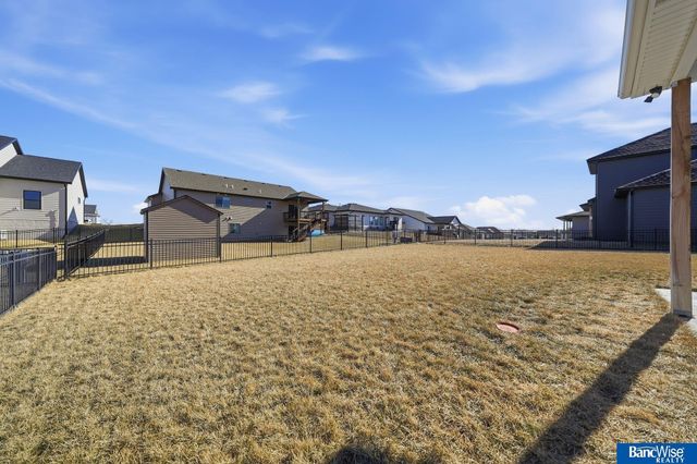 1116 Kantor Lane, Hickman, NE 68372