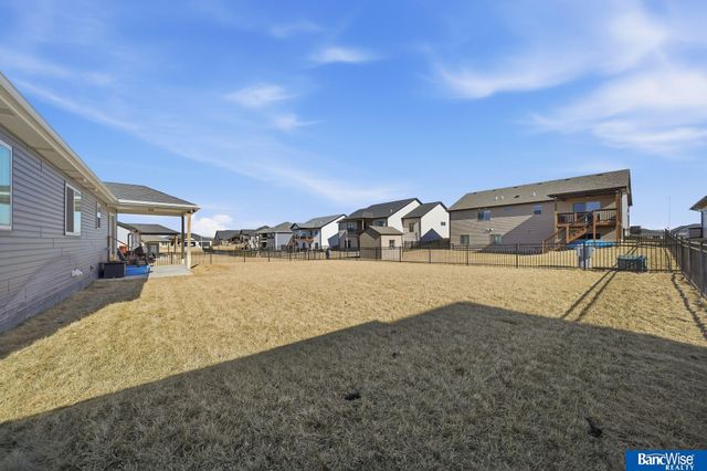 1116 Kantor Lane, Hickman, NE 68372