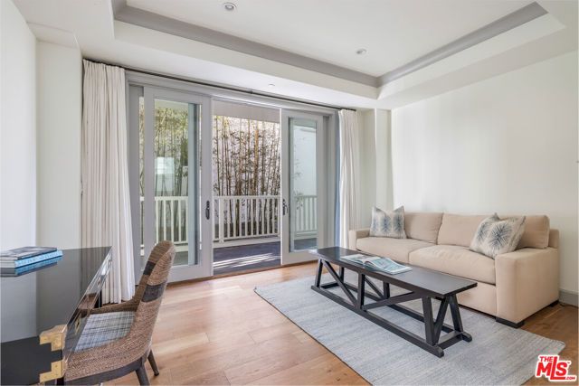 703 Bayview Drive, Manhattan Beach, CA 90266
