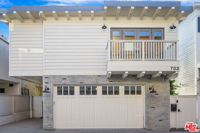 703 Bayview Drive, Manhattan Beach, CA 90266